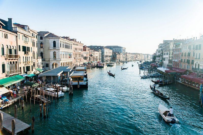 Ponte Rialto sobre el Gran Canal