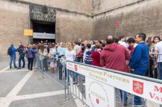 ¿Hay muchas colas en el Vaticano?