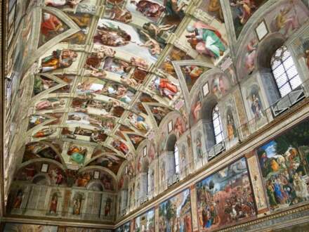 ¿Puedo hacer fotos dentro de la Capilla Sixtina?