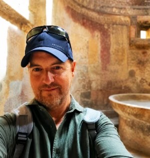 Ignacio Martínez, director de Visitar el Vaticano y experto en visitas culturales en Roma